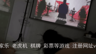我的母狗天天戴狗链爬着求操 主人把她操成只会喷水的专属肉便器 封面