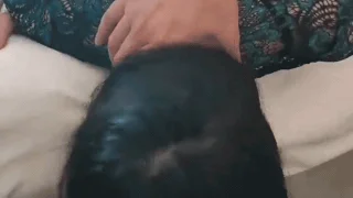 使劲按着脖子暴力内射人妻少妇！黑丝人妻被掐脖猛干到翻白眼 粗暴中出 封面