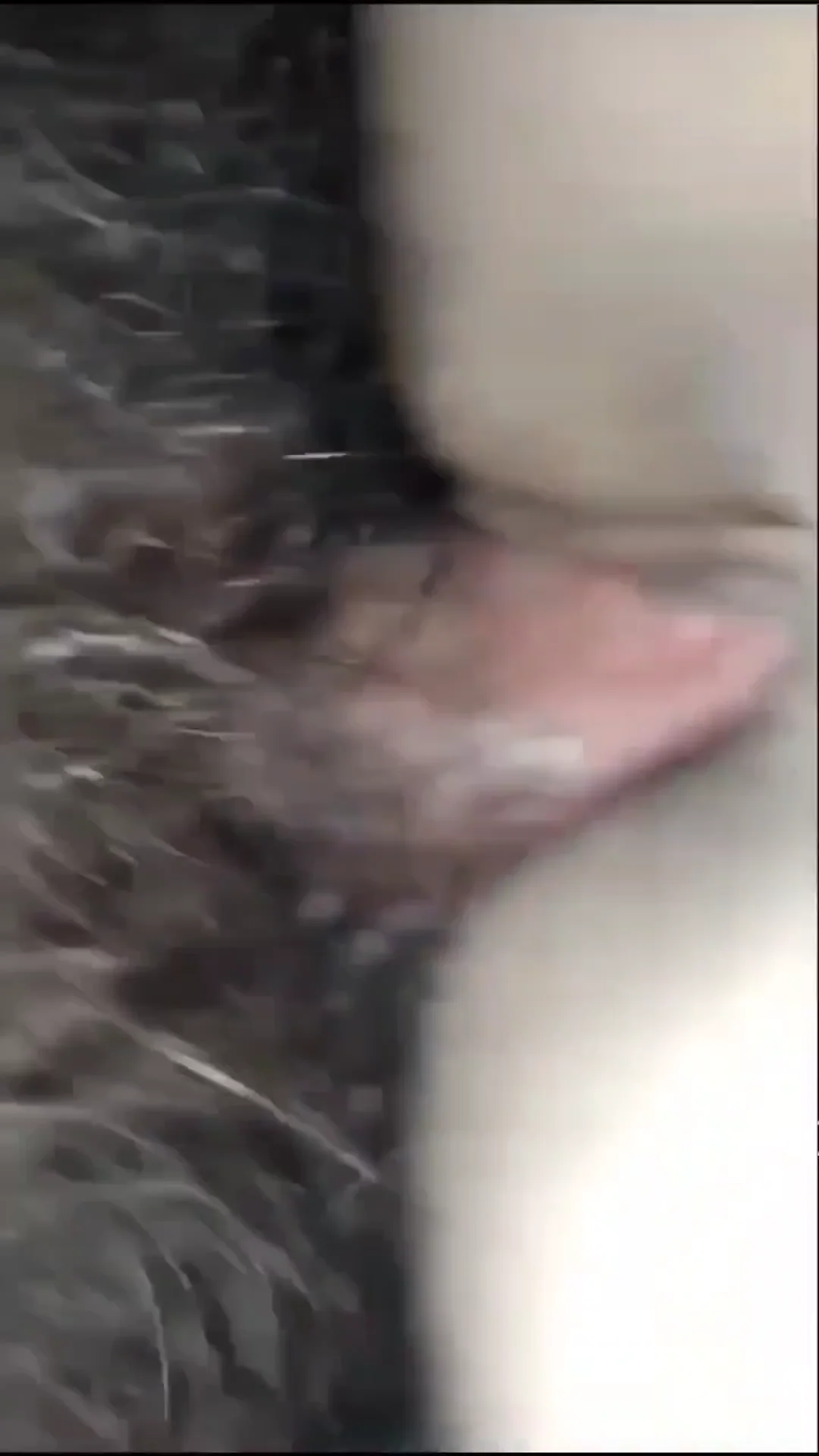 近距离抽插特写猛干骚穴 水声啪啪喷得到处都是太刺激了 封面