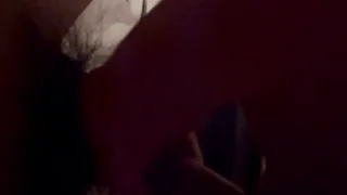 大硬粗上位羊城 广州少妇骑乘粗屌扭腰到喷水的午夜狂欢 封面