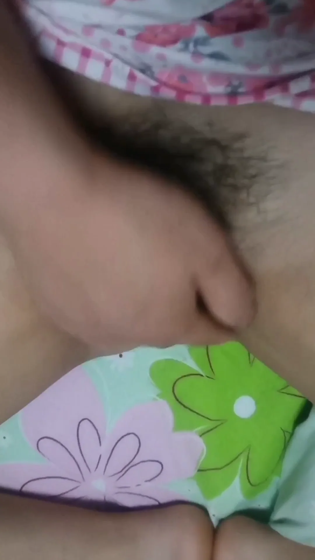 看着老婆跪着给别人吃鸡巴 那酸爽刺激直接把我爽到灵魂颤抖 封面