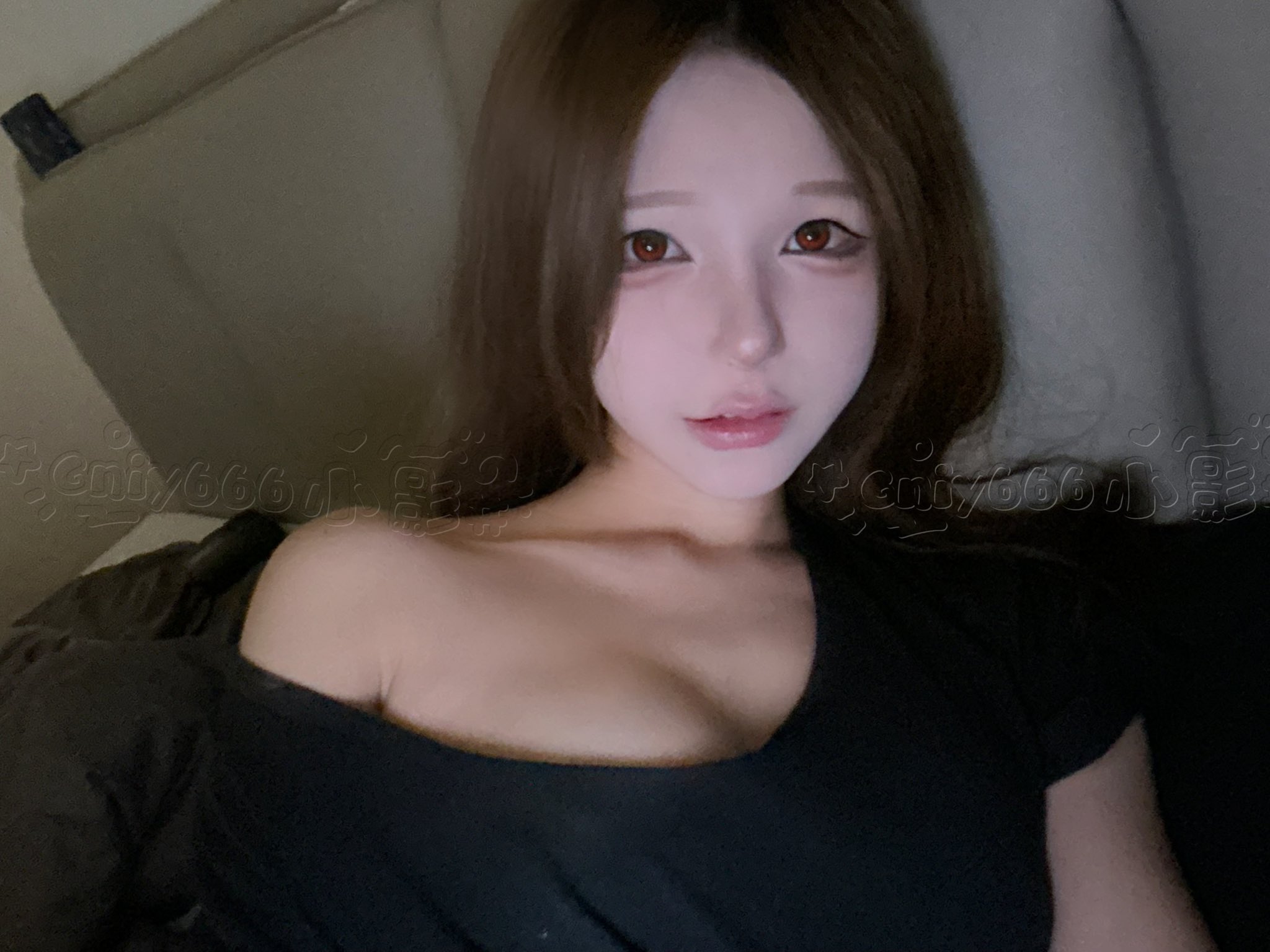 一贴全网血脉喷张！这位美女的“骚操作”到底藏着什么让人上头的惊天秘密