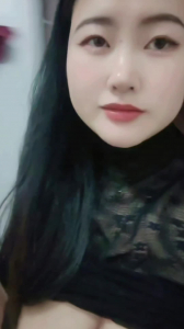 巨乳淫妻家中小战楼道厨房内射 封面
